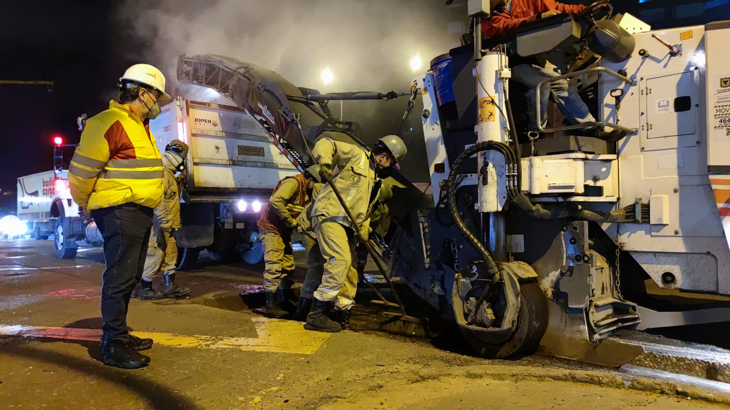 Empezó convenio entre IDU y UMV para el mantenimiento vial en 36 corredores de la ciudad