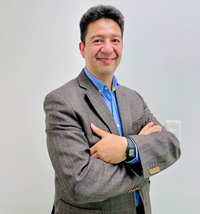 Orlando Correa - Jefe de Oficina