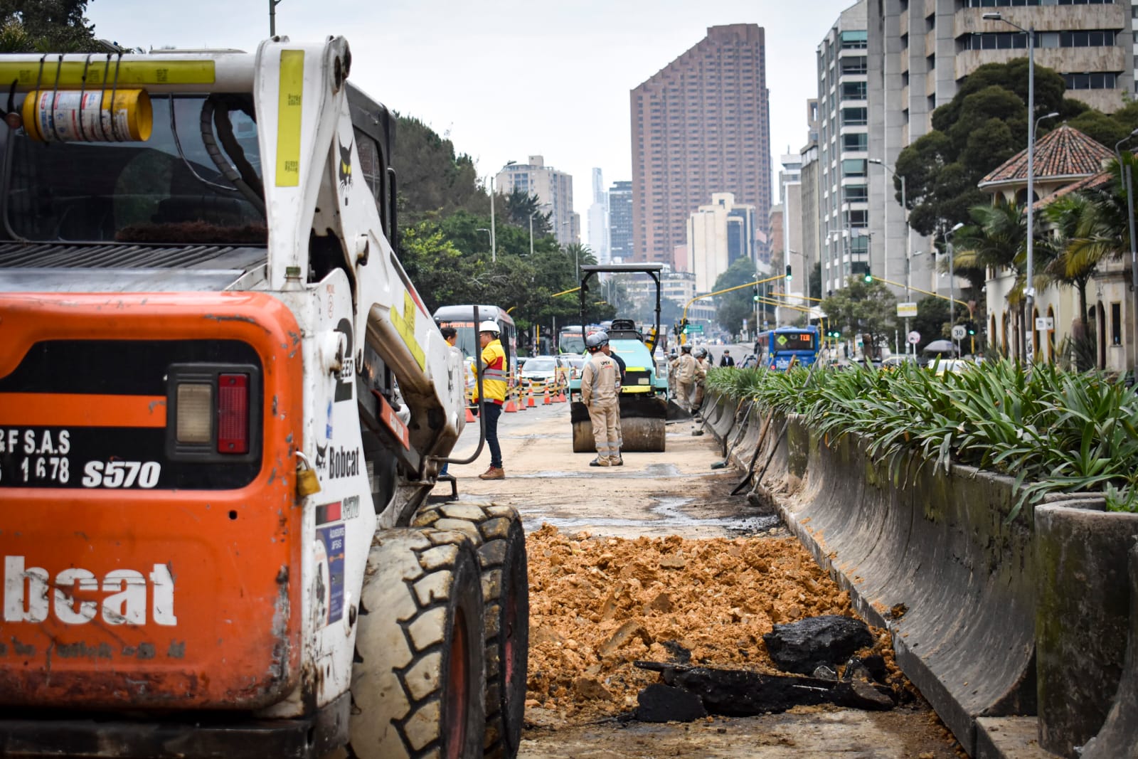 La UMV reparó tramo de la Carrera Séptima