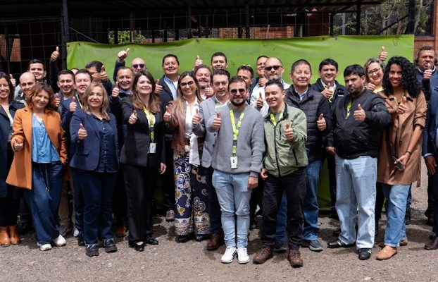 La directora de la UMV, Mónica Rueda, fortalece el trabajo en equipo mediante reuniones con las dependencias de la entidad