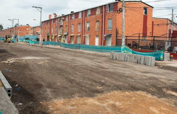 Transformación en Engativá: La UMV rehabilita vía estratégica en el sector de Unir