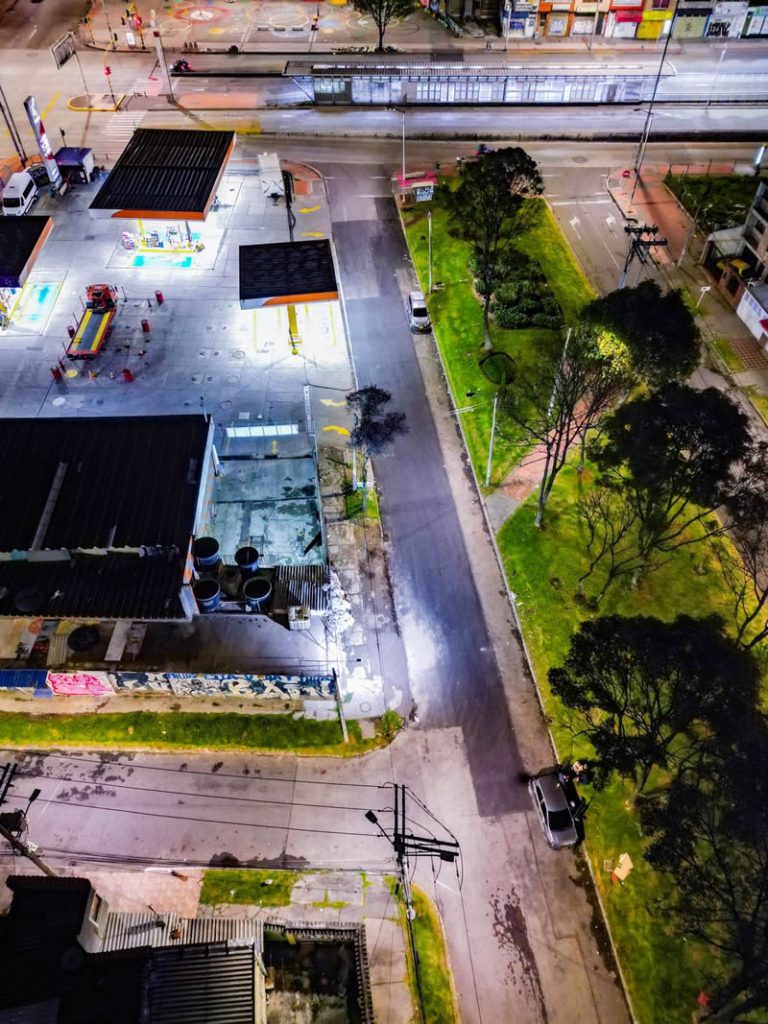 619122fa-c6a0-4c21-8430-7f976116182a La UMV llega al barrio Sosiego sur con obras nocturnas que mejoran las vías de Rafael Uribe Uribe