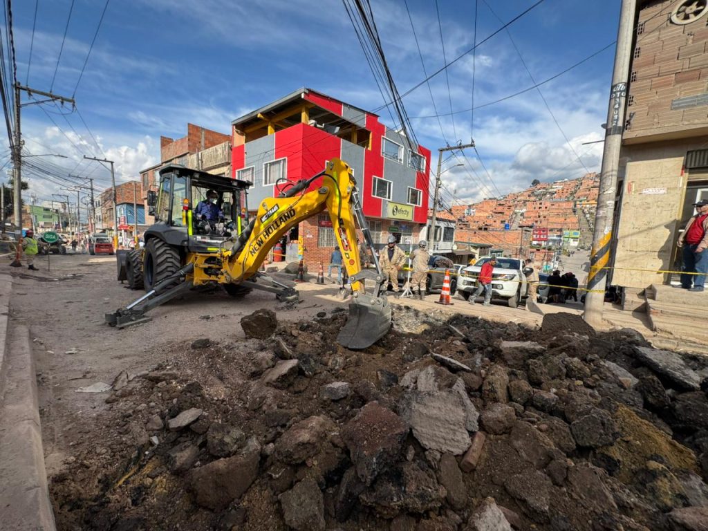 Inician obras prioritarias de la malla vial en el sector de El Mochuelo Inician obras prioritarias de la malla vial en el sector de El Mochuelo
