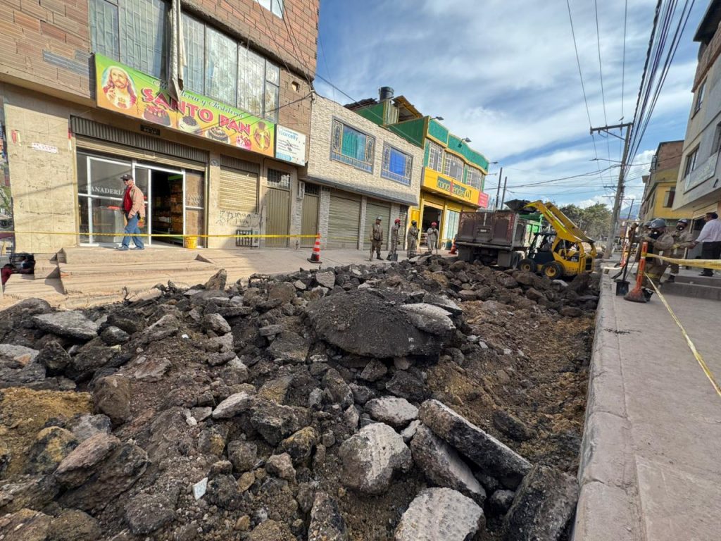 Inician obras prioritarias de la malla vial en el sector de El Mochuelo Inician obras prioritarias de la malla vial en el sector de El Mochuelo